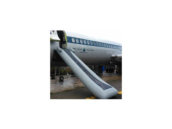 Airplane escape slide